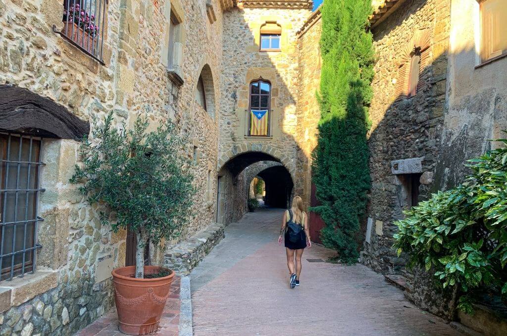 Monells, un precioso pueblo medieval