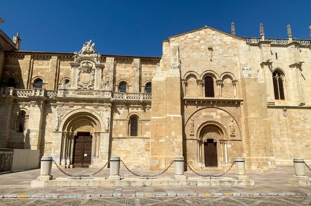 Qué ver en León capital: Basílica de San Isidoro