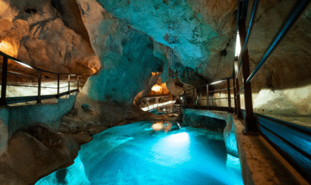 RINCÓN DE LA VICTORIA LA CUEVA DEL TESORO